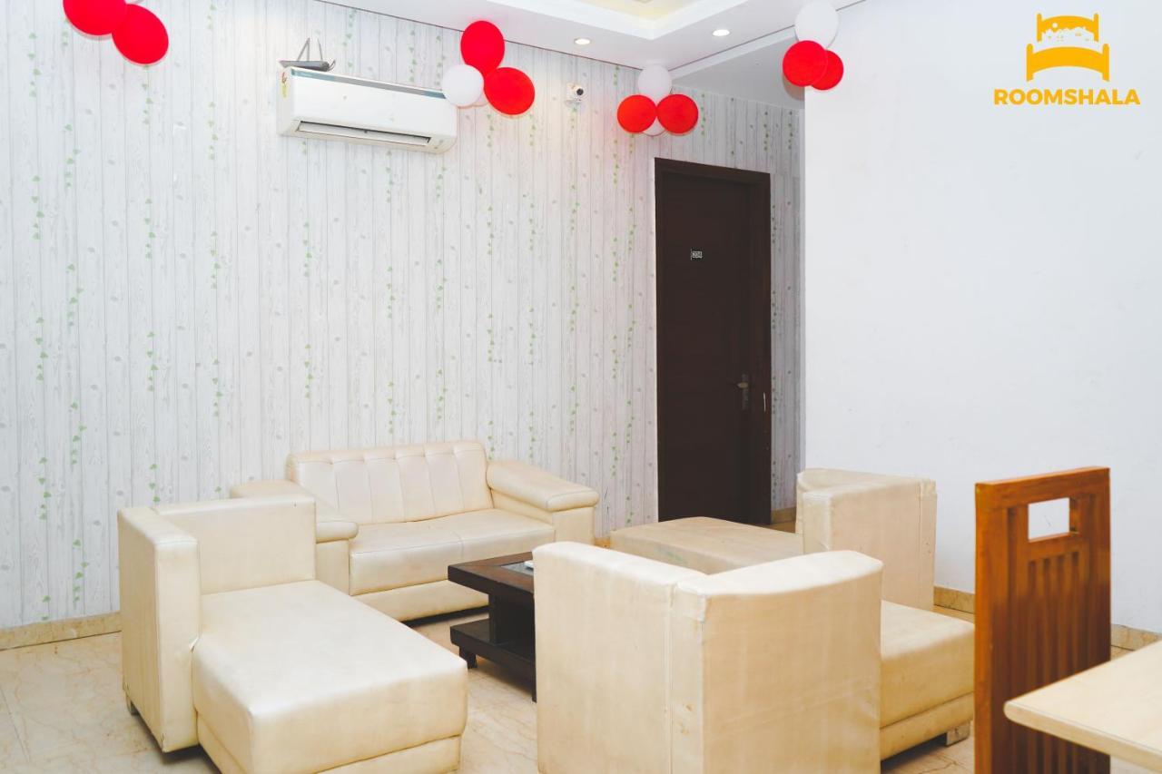 Badshahpur Hotel Ls 21 מראה חיצוני תמונה